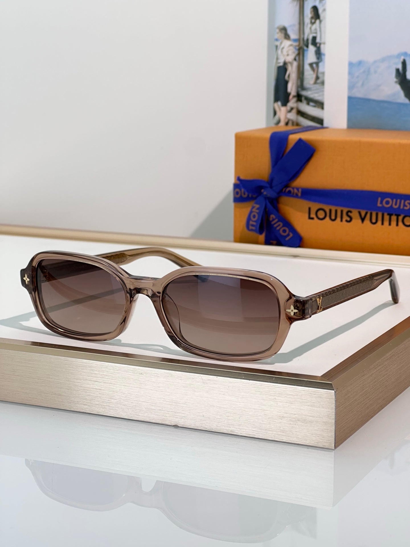 Premium Women's Square Sunglasses